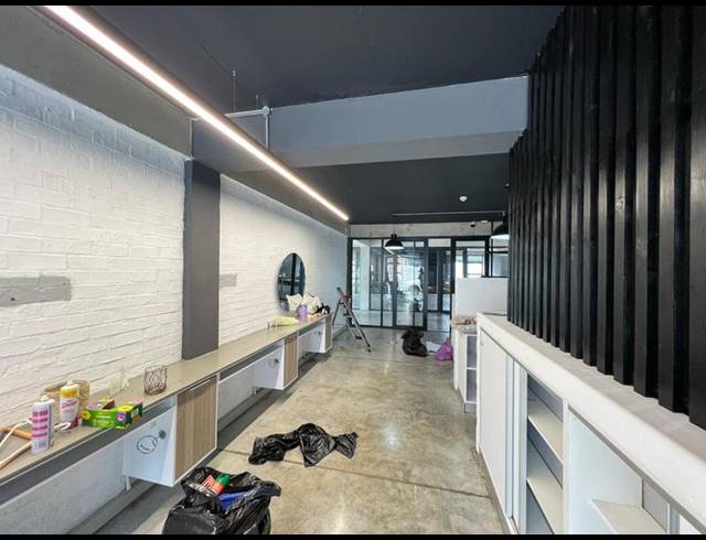 BUSINESS PROPERTY TO RENT IN WALMER